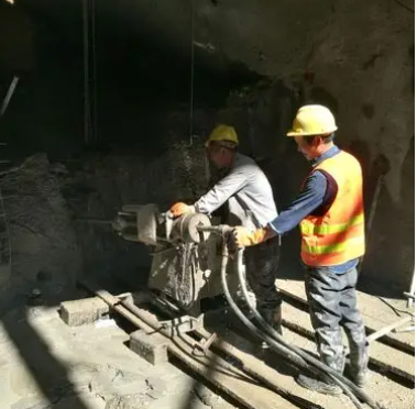 美兰水下抗分散灌浆料特点 水下不分散注浆料介绍