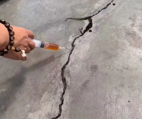 美兰混凝土裂缝修补技术详解​
